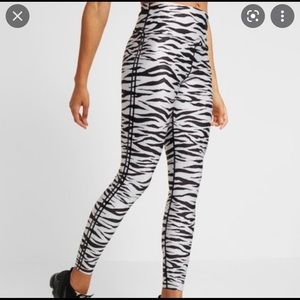 Good American Zebra Print